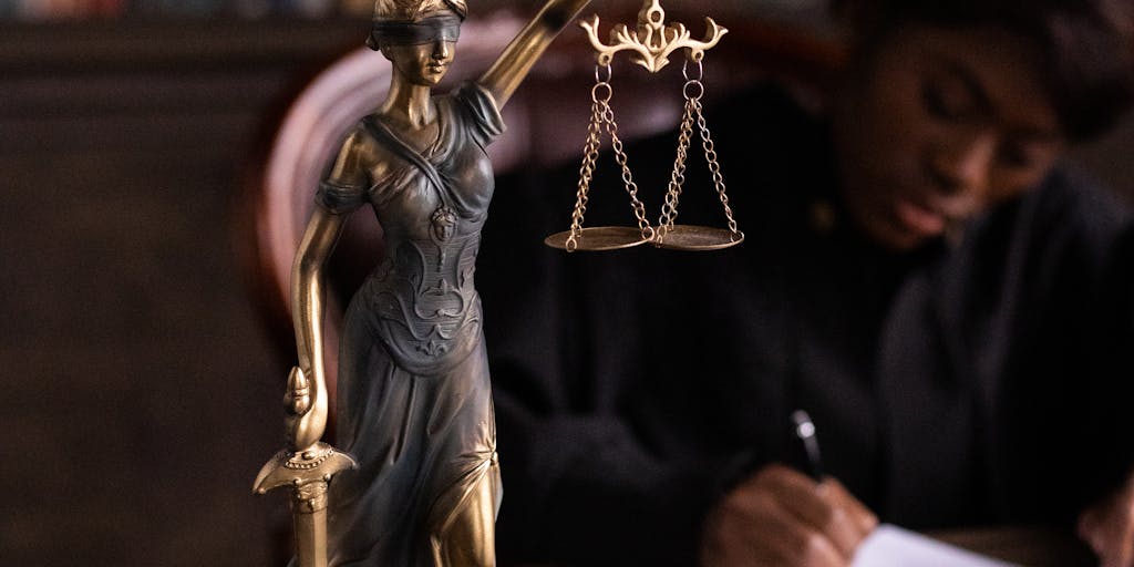 A split image showing a woman in a courtroom on one side, looking determined and holding legal documents, while on the other side, a sperm donor is depicted in a thoughtful pose, symbolizing the emotional and legal complexities of the situation. The background features blurred images of a child playing, representing the stakes involved.